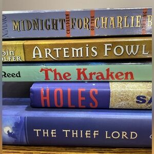 Midnight Charlie Bone, Artemis Fowl, Kraken, Holes & Thief Lord set of 5 books